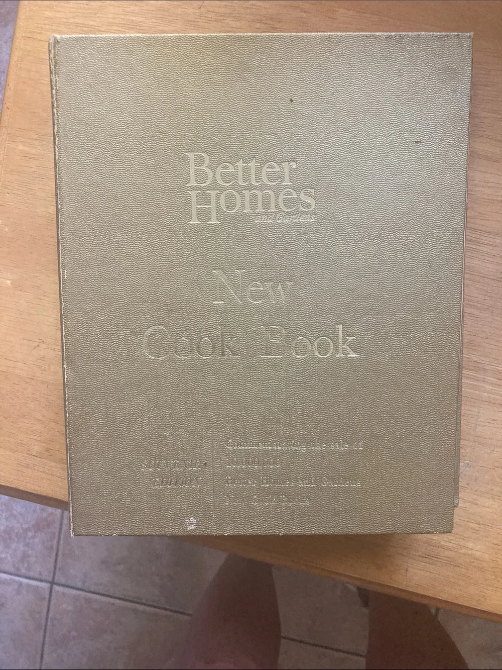 Better Homes And Gardens Gold Hardcover New Cook Book